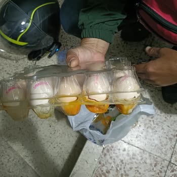 Kırık Yumurta Teslimatı Ve Müşteri Hizmetlerinde Çözüm Eksikliği