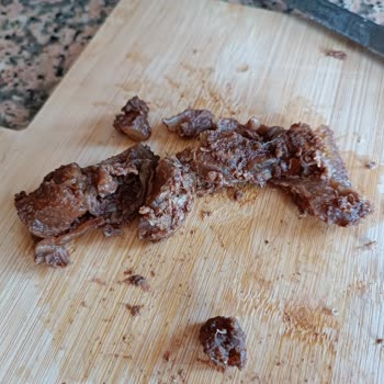 Dana Kavurma Ürününde Kıkırdak Çıkması Ve Şikayete Dönüş Olmaması