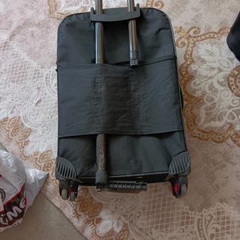 Uçuş Sonrası Kırık Valiz İçin Yetersiz Çözüm Sunuldu