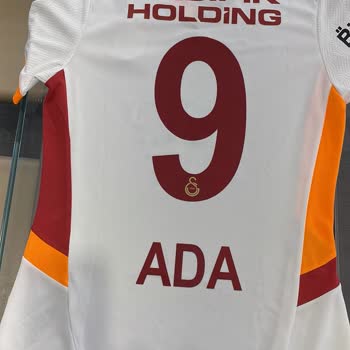 Forma Üzerine Yazı Yerleşimi Ve Mağaza Müdürü Üslubu Mağduriyeti