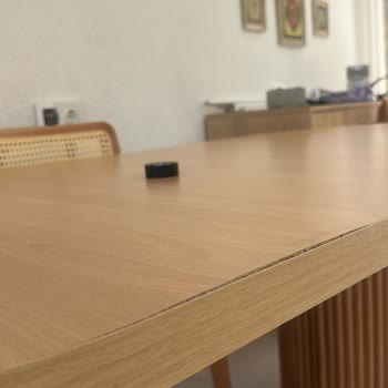 Karaca Grup Mobilya Hem Malın Arkasında Durmuyor, Hem Sunta Masayı MDF Diye Pazarlıyor!