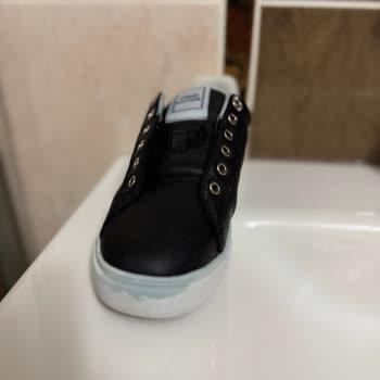 Ayakkabının Deri Boyası Sürekli Akıyor, Mağduriyetim Giderilmiyor