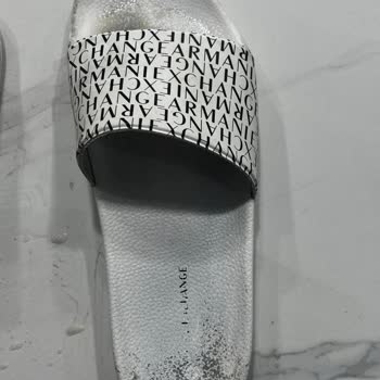 I Bought Armani Slippers from Boyner and They Peeled After Just One Use in Water