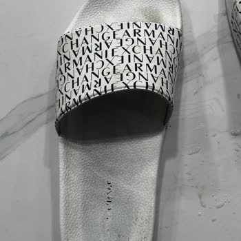 I Bought Armani Slippers from Boyner and They Peeled After Just One Use in Water