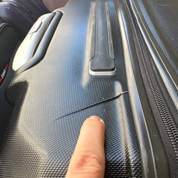 Uçuşlarda Valiz Hasarı Ve Yetersiz Çözüm Süreci