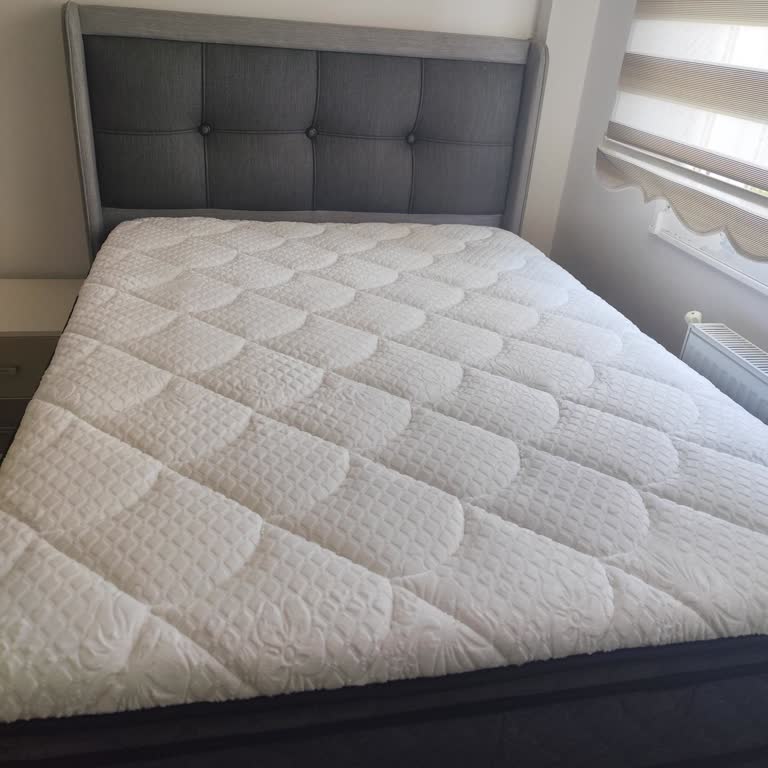 Teşhir Ürünü Sıfır Fiyatına Satıldı, Mağdur Edildim