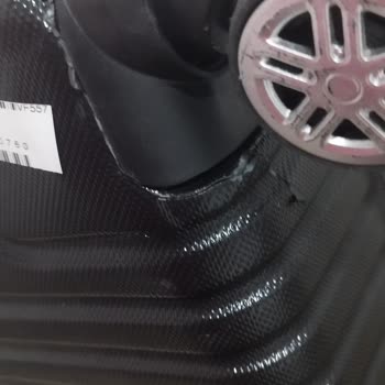 Ajet Hava Yolları'nda Bavul Hasarına Karşı Yetersiz Çözüm Ve Müşteri Mağduriyeti