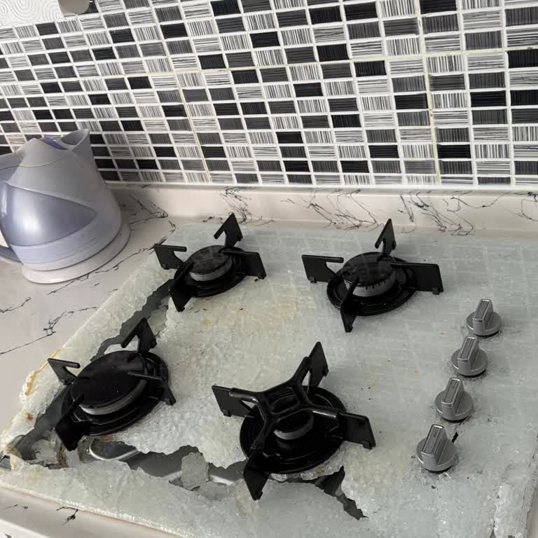 Cam Ocak Aniden Patladı, Garanti Kapsamı Dışında Bırakıldı