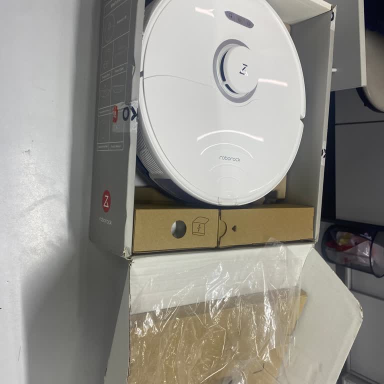 Outlet Robot Süpürge Arızalı Çıktı Bir Buçuk Aydır Kullanamıyoruz