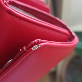 Derimod Kısa Sürede Deforme Olan Cüzdan Ve Yetersiz Müşteri Hizmeti