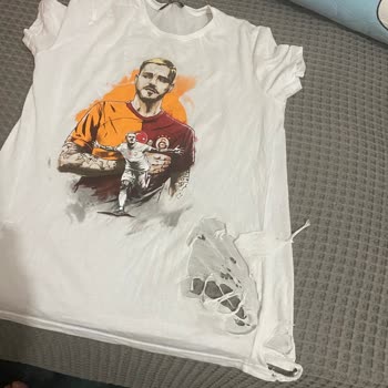 GS Store’dan Alınan T-shirtte Şaşırtıcı Kumaş Deformasyonu