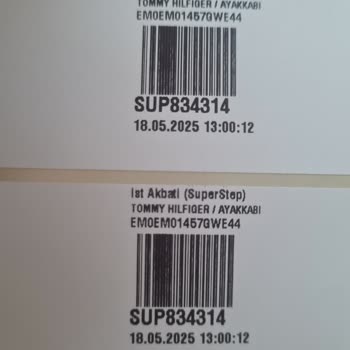 Kısa Sürede Yırtılan Ayakkabıya Kullanıcı Hatası Denmesi Mağduriyet Yarattı