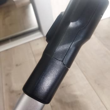 Philips Dik Süpürge Kendi Kendine Çatladı, Garanti Kapsamında Çözüm Bekliyorum