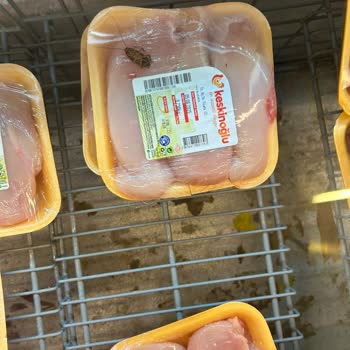 Şok Market'te Hijyen Sorunları Ve Yetersiz Temizlik