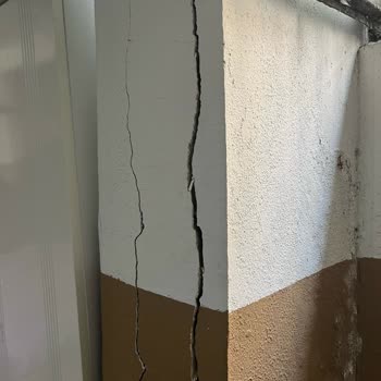 Deprem Sonrası Hasarlı Kolona Rağmen Sigorta Ödeme Yapmıyor