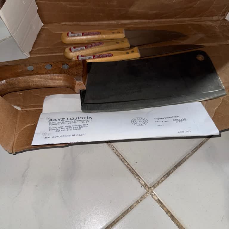 Sipariş Edilen Bıçak Seti Yerine Yanlış Ürün Gönderildi