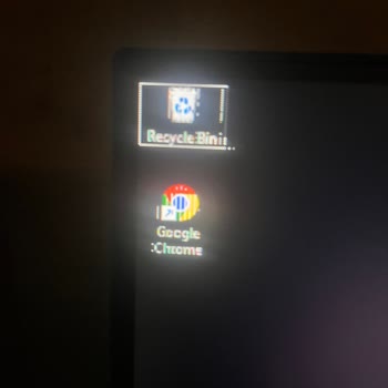 Asus Ve UPS Arasında Kaybolan Monitörüm İçin Çözüm Bekliyorum