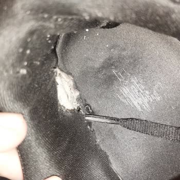 Aldığım Ayakkabı Kısa Sürede Hasar Gördü, Firma Sorumluluk Almadı