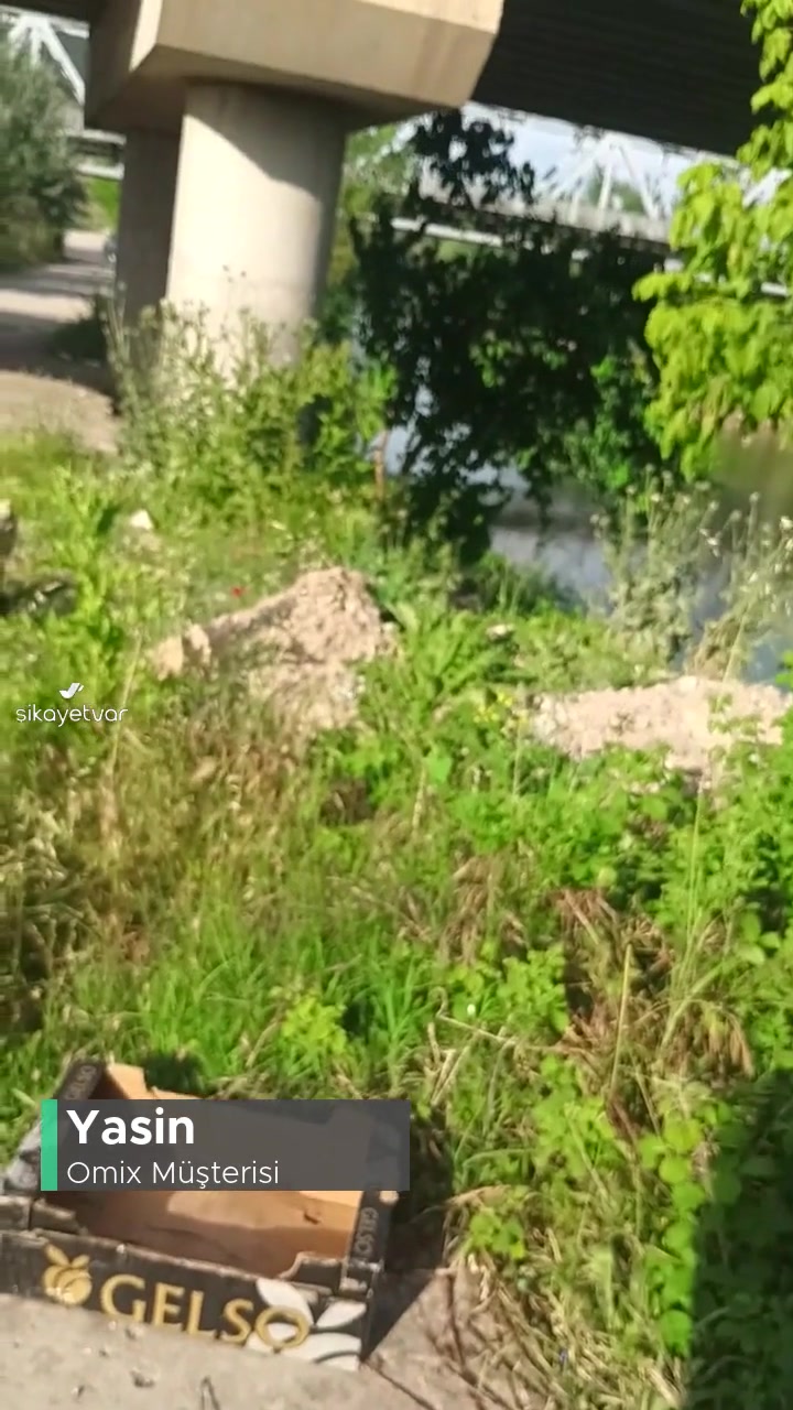 Omix Büyük Bir Pişmanlık videonun kapak resmi