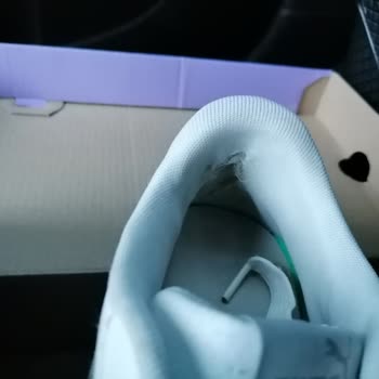 FLO'dan Aldığım Puma Ayakkabının Kısa Sürede Yırtılması Ve İnceleme Reddi