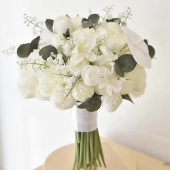 Aldığım Çiçek Tam Bir Hayal Kırıklığı, Param Boşa Gitti!