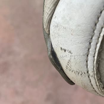 Tommy Hilfiger Ayakkabıda Dikiş Açılması Ve Patlak Sorunu