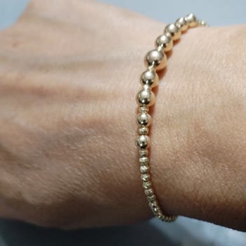 Bileklik Kısaltıldı Eksik Top Takıldı Fiyat Düşmedi İade Kabul Edilmiyor