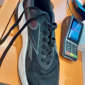 Satın Aldığım Reebok Ayakkabı 5 Gün İçinde Açıldı, Değişim Talebim Reddedildi