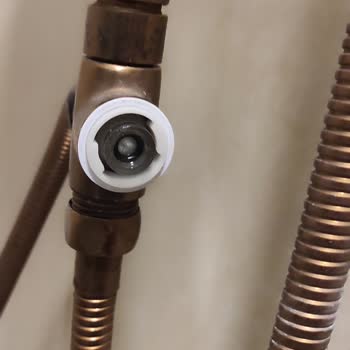 Garantili Duş Sistemi Kısa Sürede Paslandı Ve Servis Çözüm Sunmadı