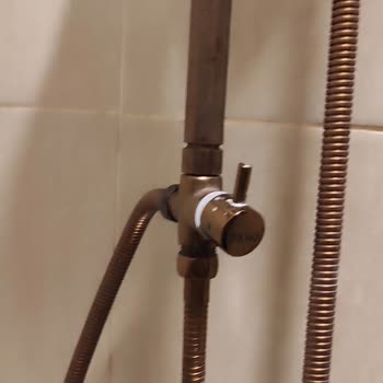 Garantili Duş Sistemi Kısa Sürede Paslandı Ve Servis Çözüm Sunmadı