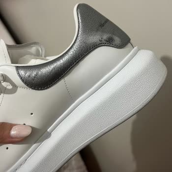 İkinci Kez Giydiğim Ayakkabıda Leke Çıktı, Değişim Talebim Reddedildi