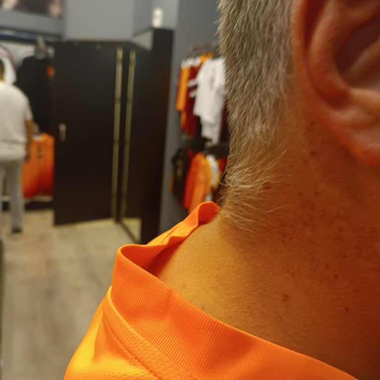 GS Store’dan Alınan Puma Formanın Ense Kısmı İlk Kullanımda Bozuldu