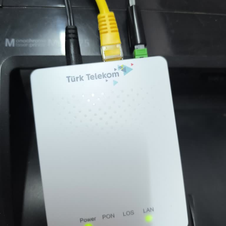İş Yerinde Fiber İnternet Bağlantısı Kurulamıyor, Maddi Zarar Yaşıyorum