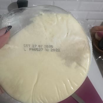 Aldığım Kaşar Peynirin Renginde Değişiklik Oldu Mağduriyet Yaşadım