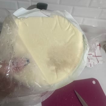 Aldığım Kaşar Peynirin Renginde Değişiklik Oldu Mağduriyet Yaşadım