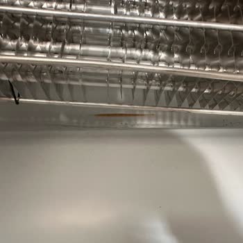 Üretim Hatalı Arçelik Buzdolabında Yüksek Değişim Ücreti Ve Ücretsiz Değişim Talebi