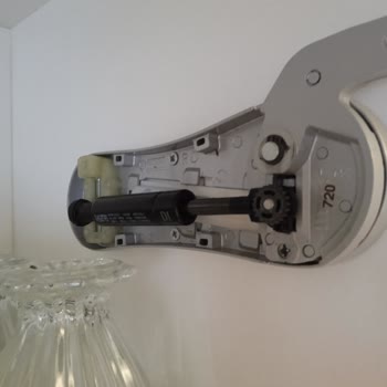 Dolap Pistonları İçin Yedek Parça Bulamıyoruz