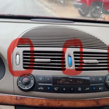 Mercedes E220 CDI Torpido Havalandırma Düğmelerinin Deformasyonu