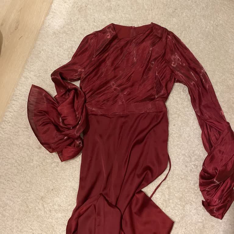 Gönderilen Elbise Kalitesiz Ve İade Süreci Sorunlu