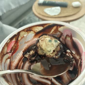 Son Kullanma Tarihi Geçmiş Ve Küflü Ürün Satışı Nedeniyle Sağlık Riski