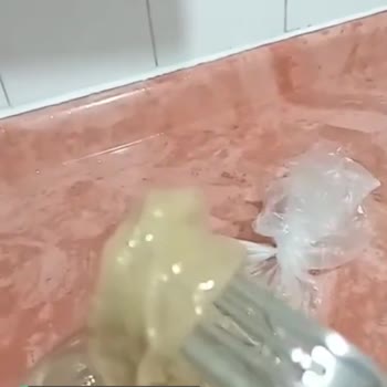 Çarşıbaşı Tahinin İçinden Garip Bir Şeyler Çıktı