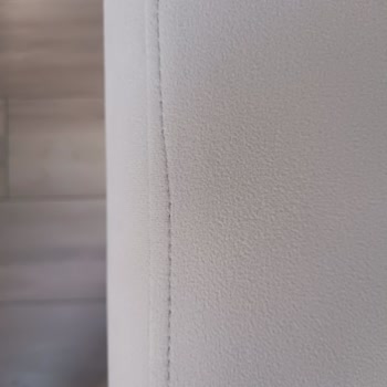 Hasarlı Ve Kirli Koltuk Teslimatı Sonrası İletişim Sorunu Yaşadım