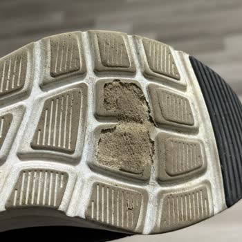 Skechers Ayakkabıda Erken Yıpranma Ve Üretim Hatası İddiası