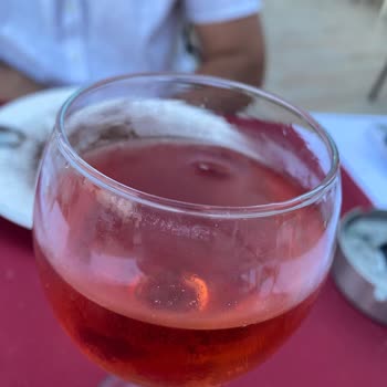 Beş Yıldızlı Otelde Kötü Yemek Ve İlgisiz Hizmet Deneyimi