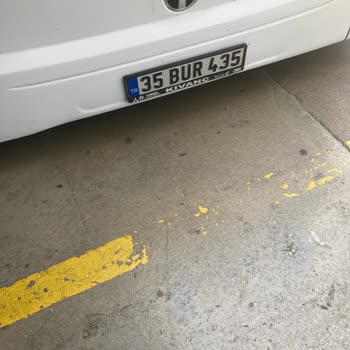 Otobüs Seferlerinde Sürekli Gecikme ve Yolcu Bilgilendirme Eksikliği