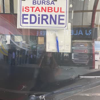 Otobüs Seferlerinde Sürekli Gecikme ve Yolcu Bilgilendirme Eksikliği