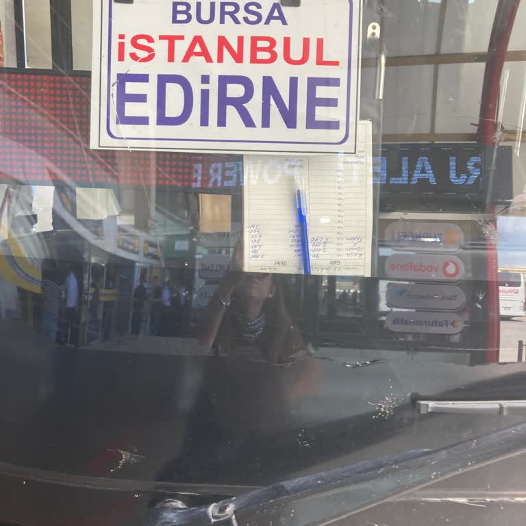 Otobüs Seferlerinde Sürekli Gecikme ve Yolcu Bilgilendirme Eksikliği