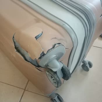 Bagajımın Tekerlekleri Hasarlı Şekilde Teslim Edildi