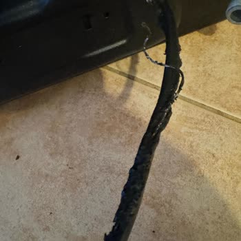 Kumtel Ocak Kablo Arızası Nedeniyle Güvenlik Riski Ve Mağduriyet