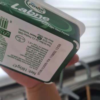 Labne Peynirde Küf Sorunu ve Sağlık Endişesi